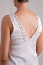 Load image into Gallery viewer, THE EVA Camisole Top - Ivory
